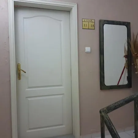 Eli Къща за гости 3*